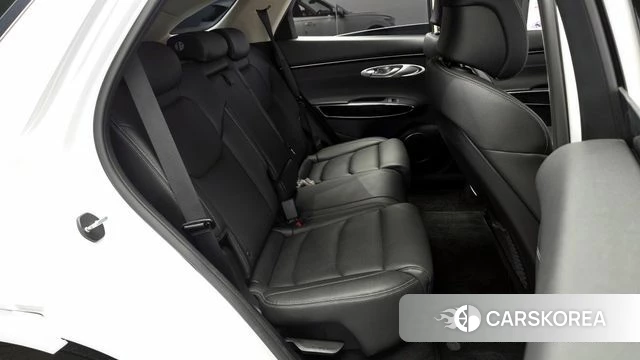 Genesis GV70 2023 Белый из Кореи, фото 2