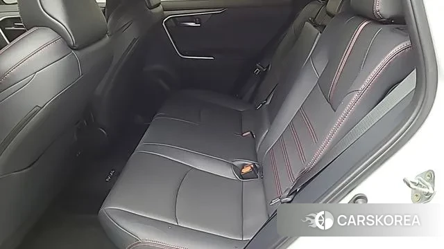 Toyota RAV4 5th Generation 2025 Белый из Кореи, фото 2