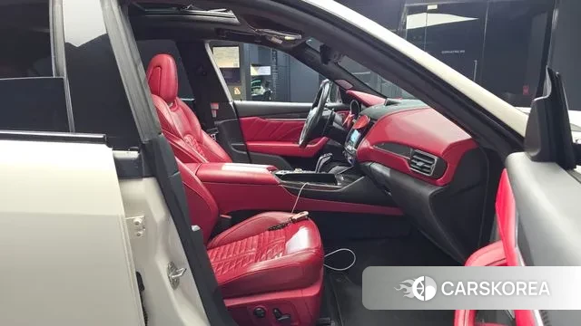 Maserati Levante 2019 Белый из Кореи, фото 2