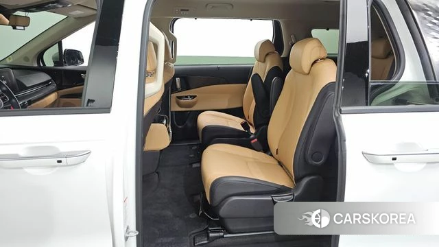 Kia Carnival 4th generation 2022 Белый из Кореи, фото 2