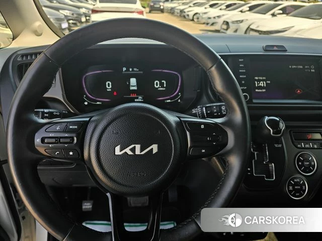 Kia The New Kia Ray 2023 Белый из Кореи, фото 2