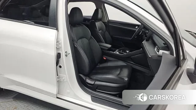 Kia K5 3rd generation 2021 Белый из Кореи, фото 2