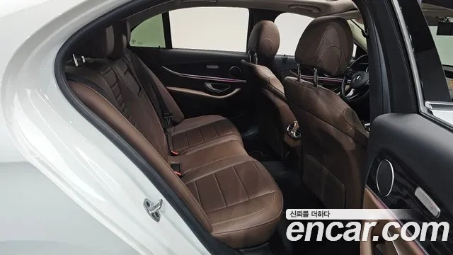 Mercedes-Benz E-Class W213 2018 Белый из Кореи, фото 2