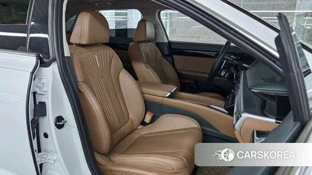 Hyundai Grandeur (GN7) 2024 Белый из Кореи, фото 2