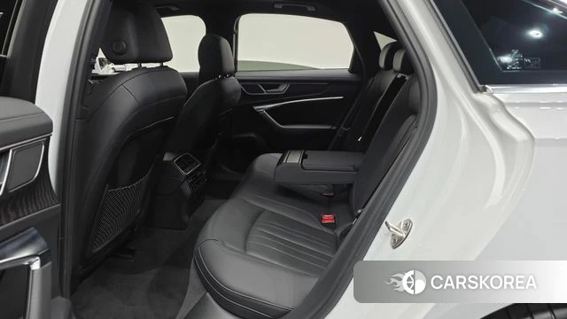 Audi A6 (C8) 2023 Белый из Кореи, фото 2