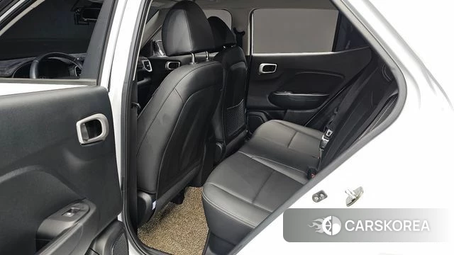 Hyundai Venue 2021 Белый из Кореи, фото 2
