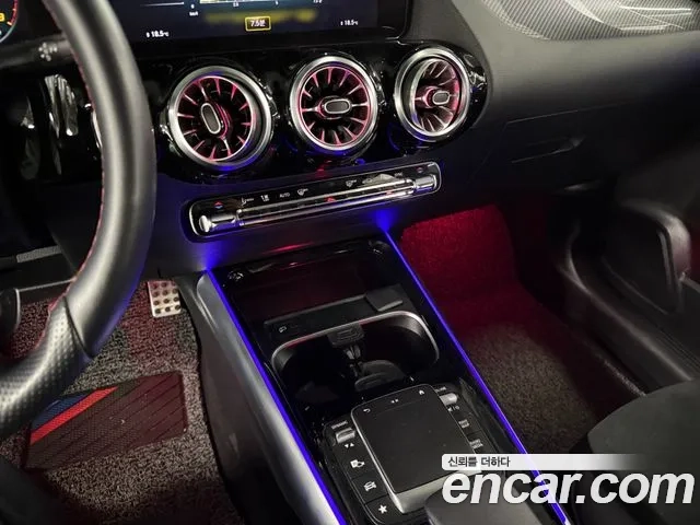 Mercedes-Benz GLA - Class H247 id 2879129 из Кореи 2