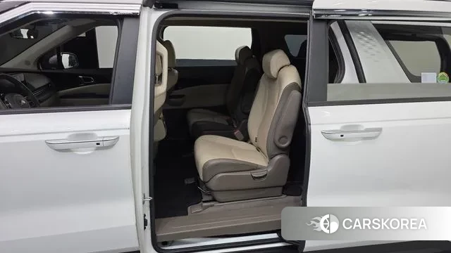 Kia Carnival 4th generation 2020 Белый из Кореи, фото 2