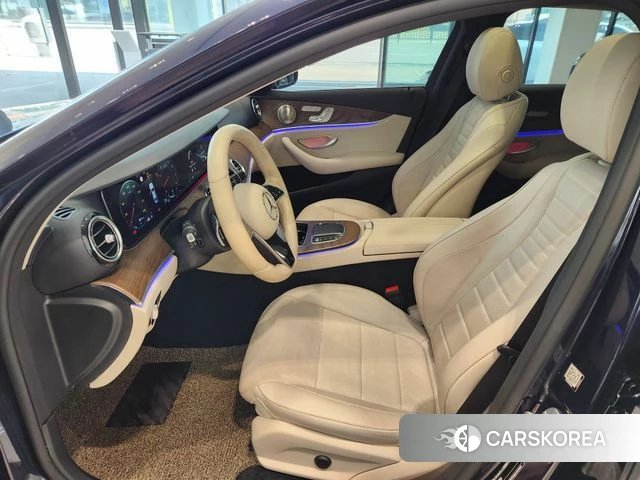 Mercedes-Benz E-Class W213 2021 Синий из Кореи, фото 2