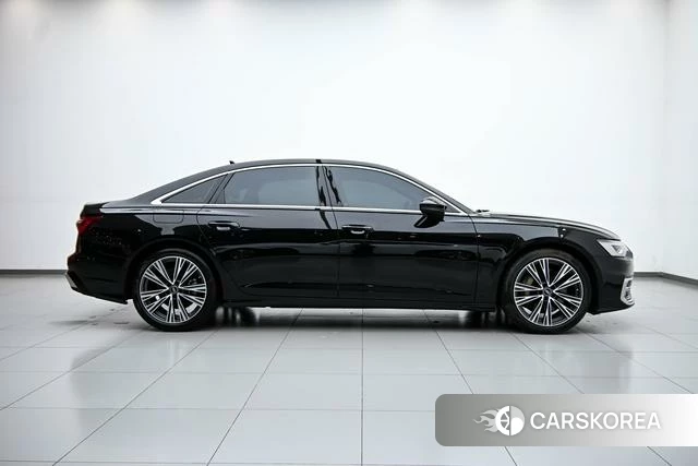 Audi A6L 2024 Черный из Китая, фото 2