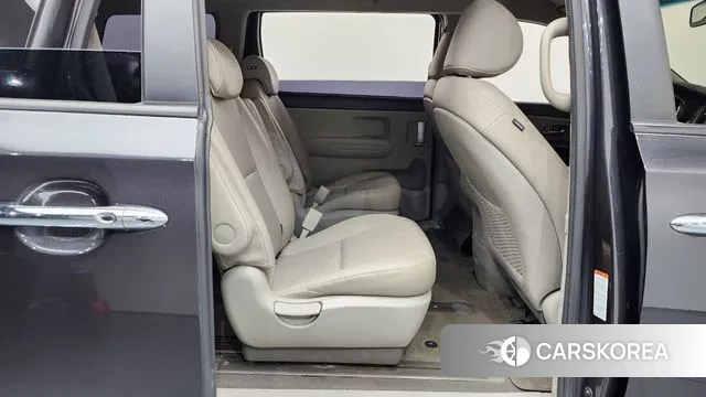 Kia The New Carnival 2018 Серый из Кореи, фото 2