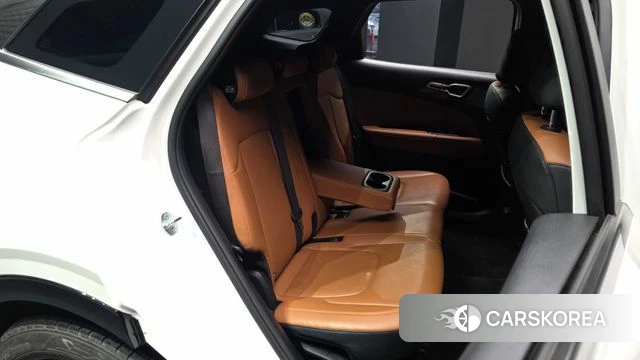 Kia Sportage 5th Generation 2022 Белый из Кореи, фото 2