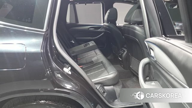 BMW X3 (G01) 2021 Черный из Кореи, фото 2
