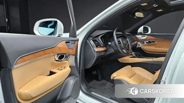 Volvo XC90 second Generation 2018 Белый из Кореи, фото 2