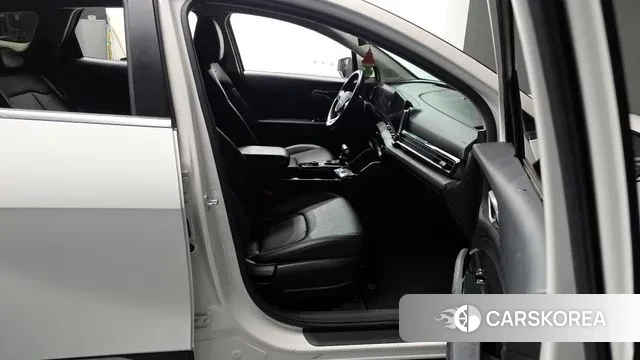 Kia Sportage 5th Generation 2022 Белый из Кореи, фото 2