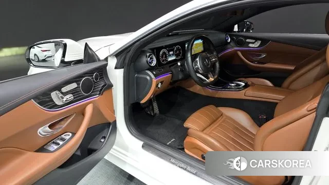 Mercedes-Benz E-Class W213 2018 Белый из Кореи, фото 2