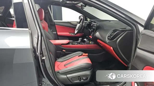 Lexus NX450h + 2nd generation 2024 Серый из Кореи, фото 2