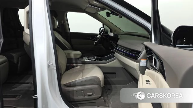 Kia The New Carnival 4th Generation 2025 Белый из Кореи, фото 2