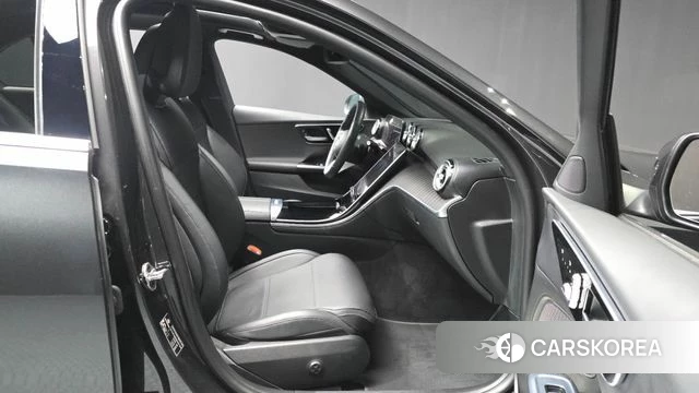 Mercedes-Benz C-Class W206 2022 Серый из Кореи, фото 2