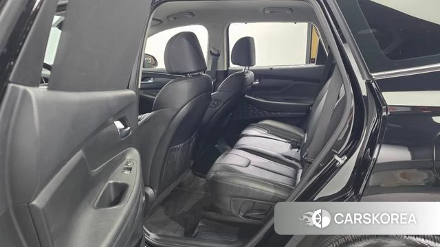 Hyundai The New Santa Fe 2023 Черный из Кореи, фото 2