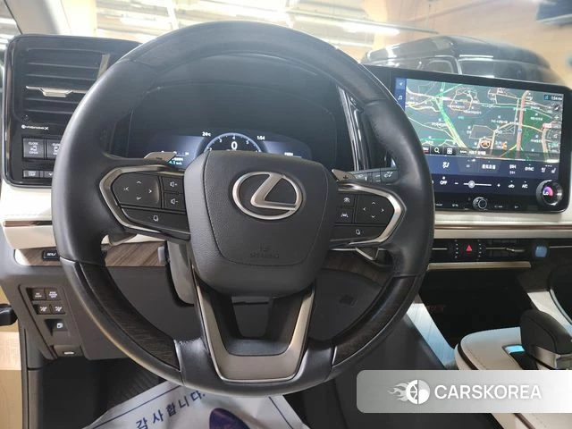 Lexus LM Second Generation 2024 Черный из Кореи, фото 2