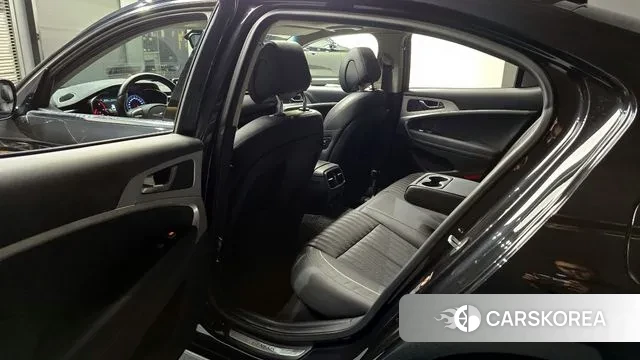 Genesis G70 2018 Черный из Кореи, фото 2