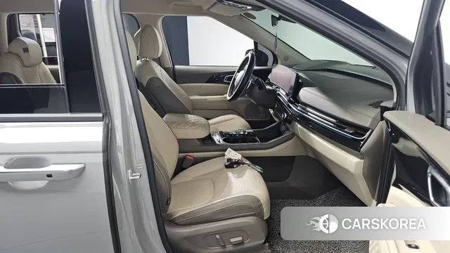 Kia The New Carnival 4th Generation 2023 Серый из Кореи, фото 2