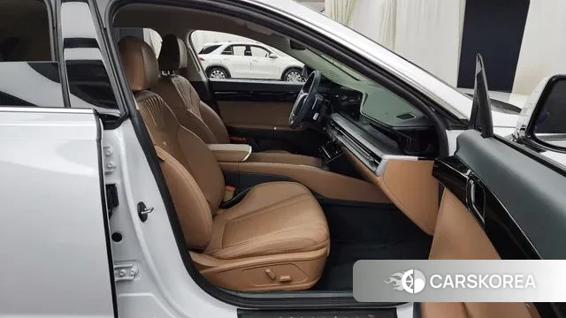 Hyundai Grandeur (GN7) 2025 Белый из Кореи, фото 2