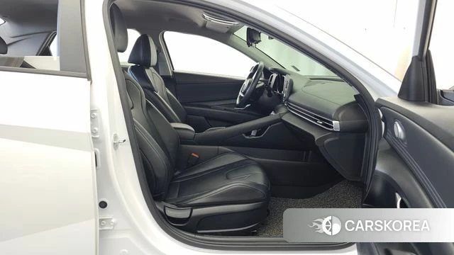 Hyundai Avante (CN7) 2021 Белый из Кореи, фото 2