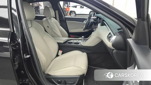 Genesis The New G70 2022 Черный из Кореи, фото 2