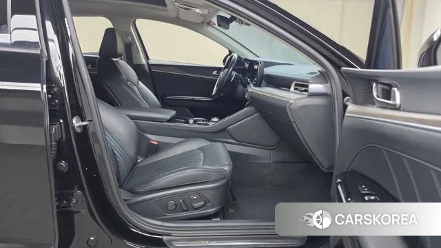 Kia K5 3rd generation 2021 Черный из Кореи, фото 2