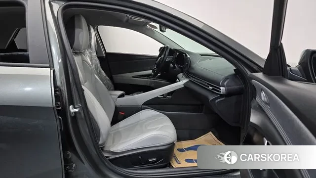 Hyundai Avante Hybrid (CN7) 2022 Серый из Кореи, фото 2