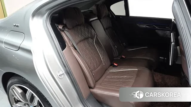 BMW 7 Series (G11) 2022 Серый из Кореи, фото 2