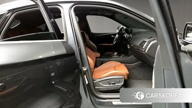 Audi Q5 (FY) 2023 Серый из Кореи, фото 2