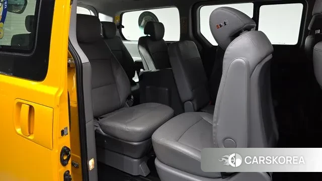 Hyundai The New Grand Starex 2019 Желтый из Кореи, фото 2