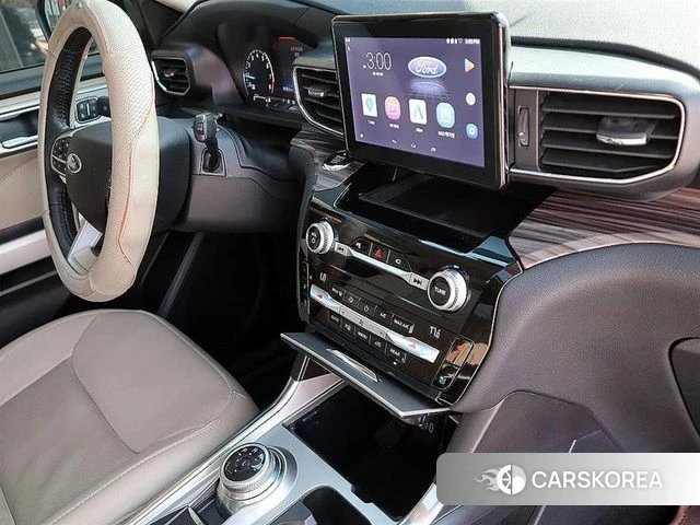 Ford Explorer 6th Generation 2021 Белый из Кореи, фото 2