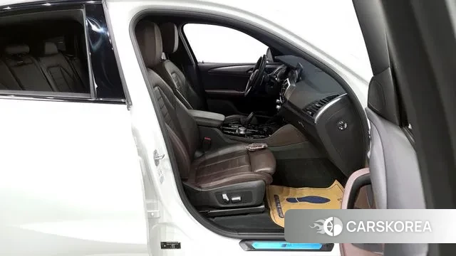 BMW X4 (G02) 2021 Белый из Кореи, фото 2