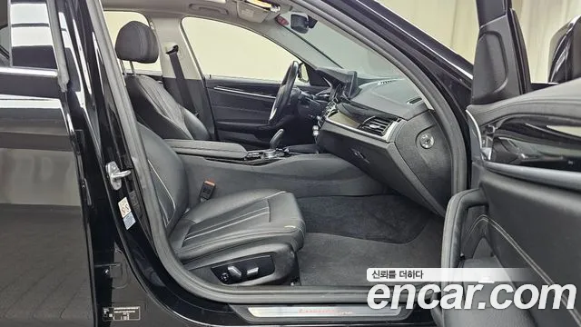 BMW 5 Series (G30) id 2711918 из Кореи 2