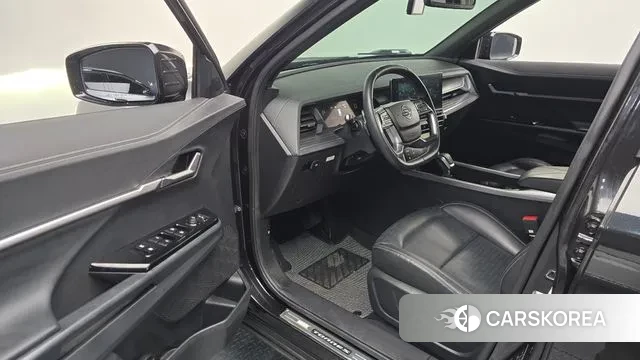 Ssangyong Torres 2023 Черный из Кореи, фото 2