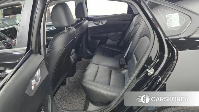 Kia The New K3 2nd generation 2022 Черный из Кореи, фото 2