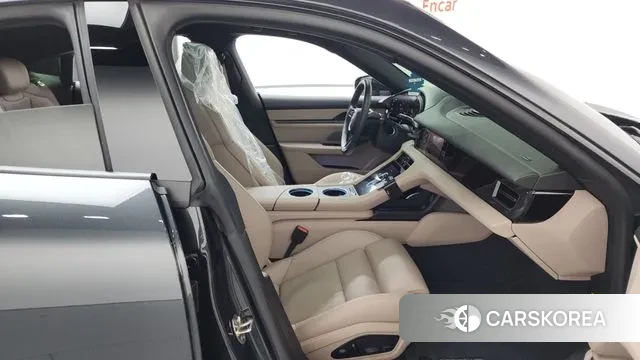 Porsche Taycan 2024 Серый из Кореи, фото 2