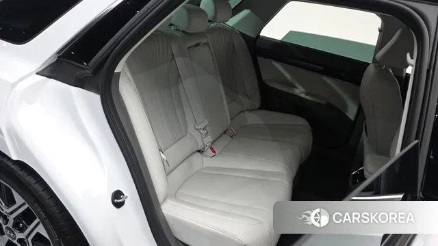 Hyundai Grandeur (GN7) 2025 Белый из Кореи, фото 2