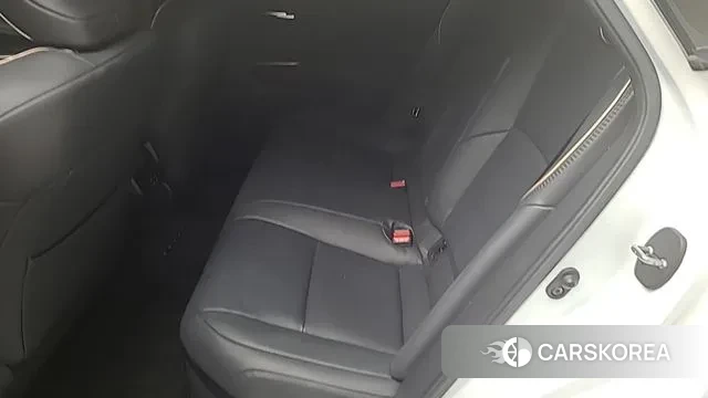 Toyota Crown Crossover 2023 Белый из Кореи, фото 2