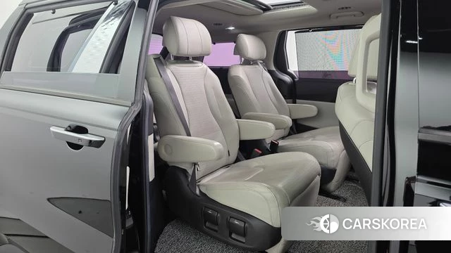 Kia Carnival 4th generation 2020 Черный из Кореи, фото 2