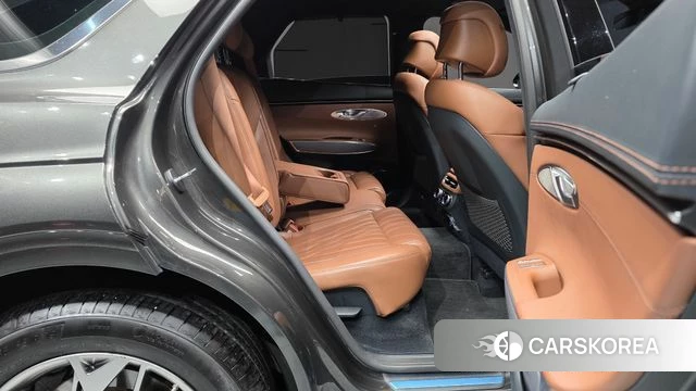 Genesis GV70 2023 Серый из Кореи, фото 2
