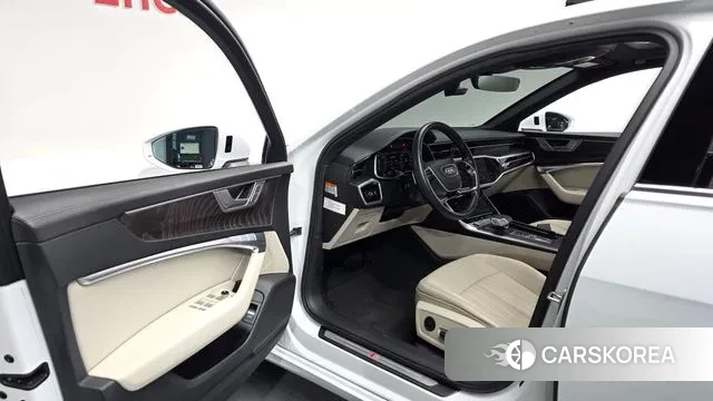 Audi A6 (C8) 2022 Белый из Кореи, фото 2