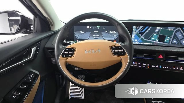 Kia EV6 2023 Черный из Кореи, фото 2