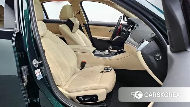 BMW 3 Series (G20) 2020 Темно-зеленый из Кореи, фото 2