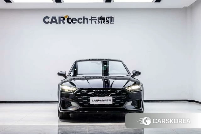 Audi A7L 2024 Черный из Китая, фото 2