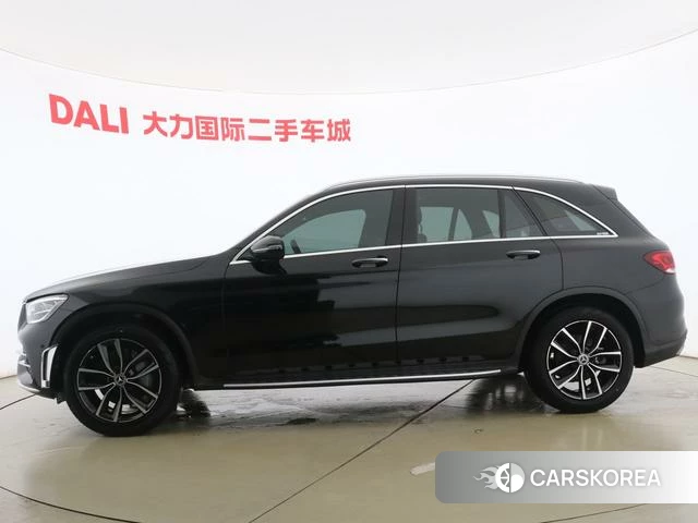 Mercedes-Benz GLC 2021 Черный из Китая, фото 2
